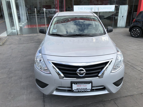 Imagen 4 de 15 de Nissan Versa 4 Puertas