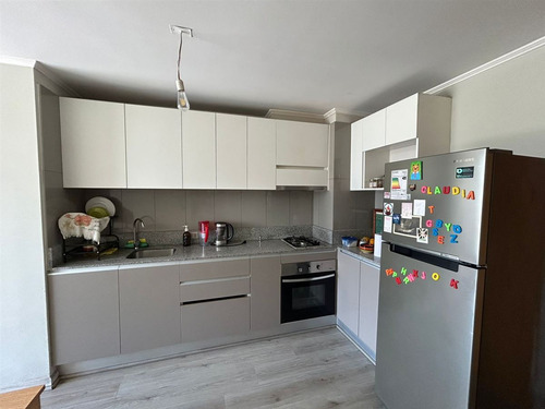 Departamento En Venta De 1 Dorm. 1 Baño En La Florida