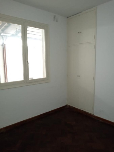 Imagen 13 de 13 de Casa En Venta Rosario Ph. Patio - Cocina Separada - Dos Dormitorios - Comedor Diario - Parilla.
