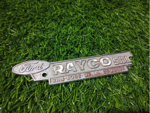 Antigua Insignia Concesionaría Ford Rayco