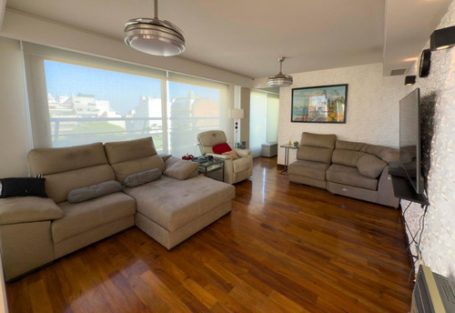Exclusivo Penthouse Con Terraza