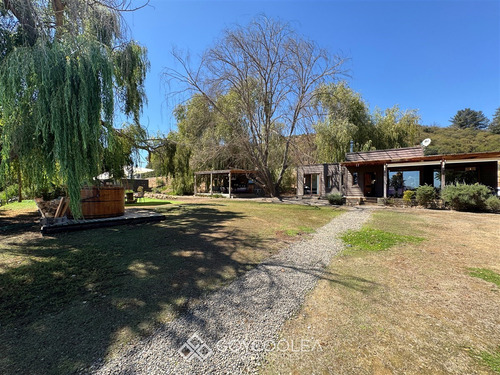 Casa En Venta De 2 Dorm. En Las Cabras