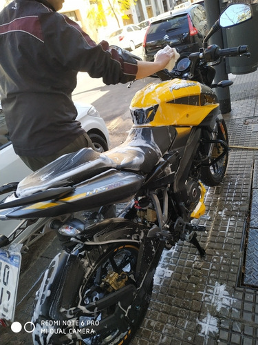 Imagen 3 de 6 de Bajaj Ns 200