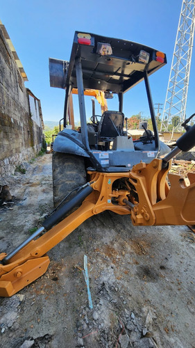 Retroexcavadora Case 580 M 2007 4x2