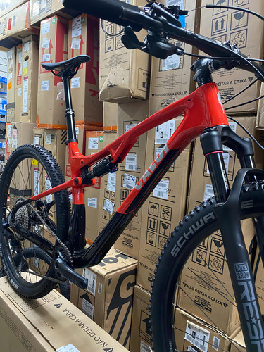 Bicicleta Carbon Elite Fs Slx 12v Canote Retrátil 2021 Caloi Cor Vermelho Tamanho do quadro P