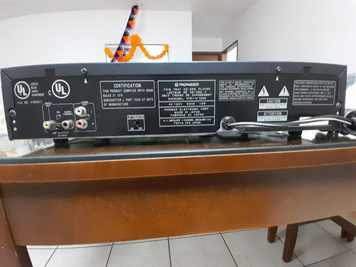Cd Graphics Kareoke Pioneer Pd-v10g Doble Charola Y Discos Negro (Usado)