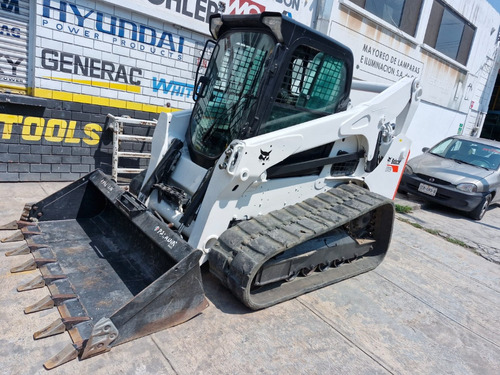 Minicargador  Bobcat  Modelo T740 