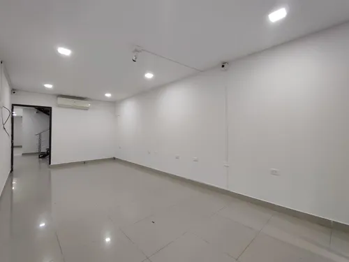 Casa-local En Arriendo En Patio Centro. Cod A24474