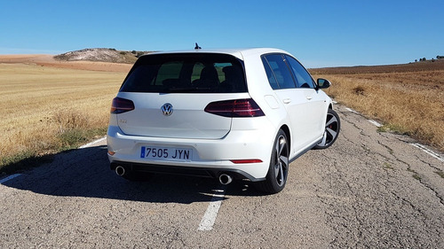 Nuevo Volkswagen Golf Gti 2.0 220 Tsi Dsg + Cuero Gs