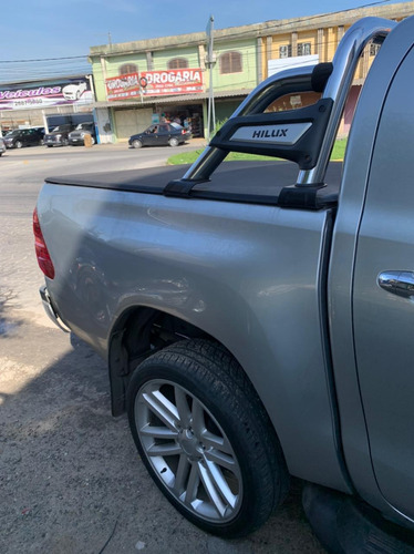 Toyota Hilux 2017 2.7 Sr Cab. Dupla 4x2 Flex Aut. 4p
