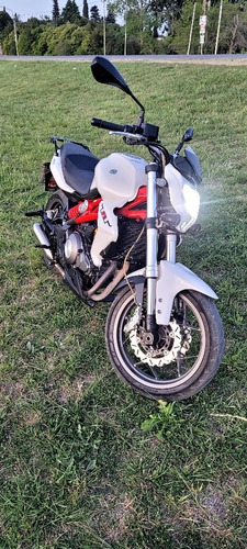 Imagen 5 de 7 de Benelli Tnt