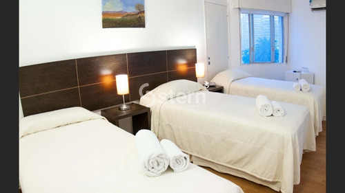 Venta De Hotel, Peninsula, Punta Del Este.- Ref: 1330