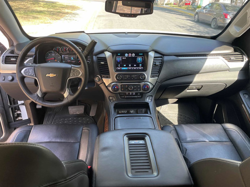 Imagen 6 de 14 de Chevrolet Suburban 5.3 Ltz V8 4wd 2da Cubo At 2015