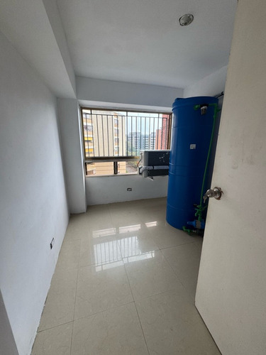 Apartamento En Venta Terrazas Del Avila Caracas 121 M2