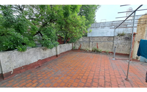 Casa En Lote Propio 8.66x21 A Reciclar - Parque Patricios - Capital Federal