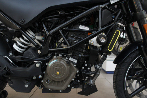 Husqvarna Svartpilen 200 - Entrega Inmediata Sin Vueltas!