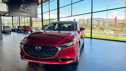 Mazda 3 Sedan GRAND TOURING AT MHEV