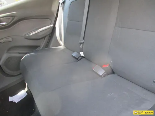 Chevrolet Onix Lt 1400cc Mt Aa