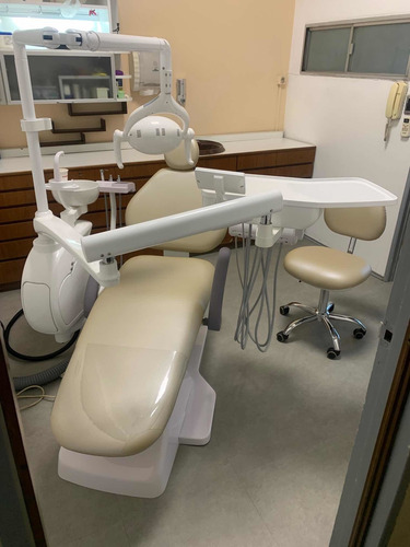 Imagen 2 de 2 de Implantes Dentales