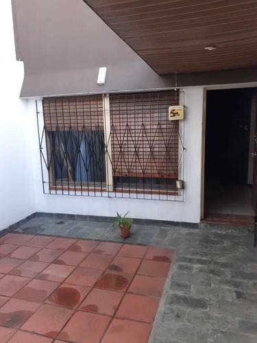 Casa Muy Comoda.