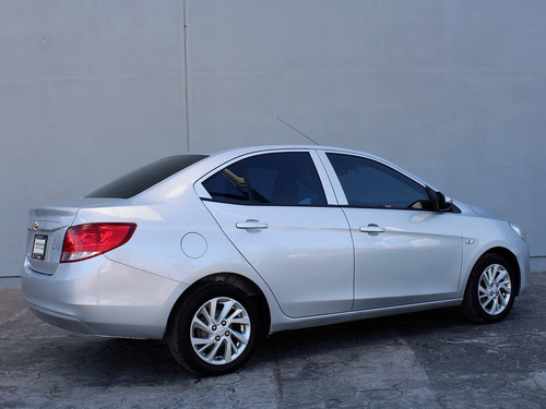 Imagen 5 de 14 de Chevrolet Aveo Lt At 2020