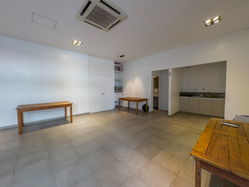 Blanco Encalada 3600. Espectacular Monoambiente De Diseño Con Full Amenities.