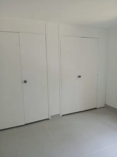 Apartamento En La Inferior Con Los Parra (poblado)