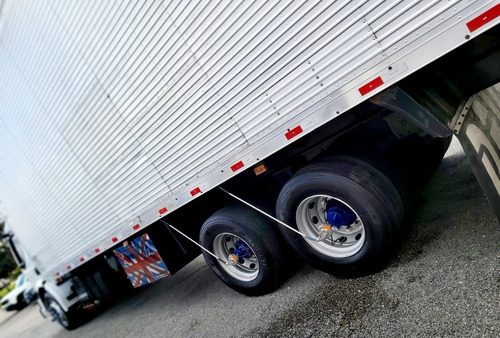 Imagem 10 de 15 de Volvo Vm 240