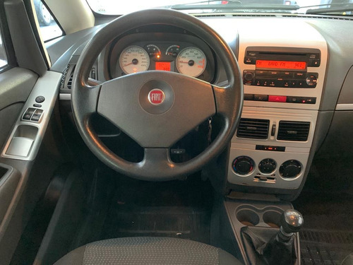 Imagem 9 de 10 de Fiat Idea 1.4 Elx
