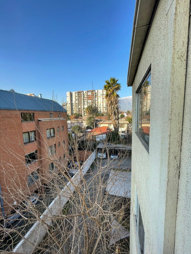 Venta Depto Dúplex Ñuñoa, A Pasos De Metro Ñuñoa.