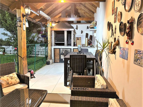Hermosa Casa, 3 Dormitorios, Dos Baños, En San Felipe, En B