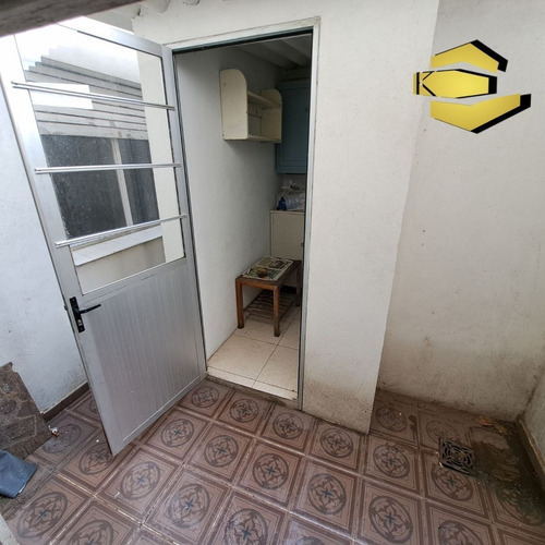 Imagen 13 de 15 de Alquiler Apartamento 2 Dormitorios Centro Montevideo B
