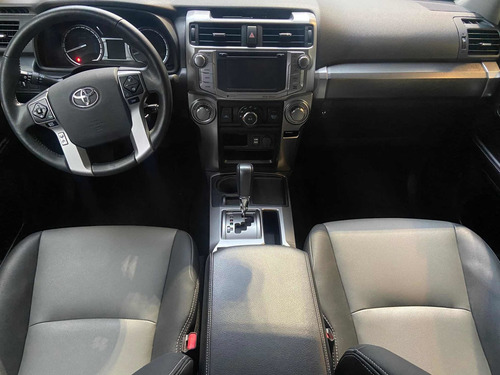 Imagen 8 de 14 de Toyota 4runner 4x2 2019