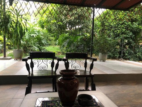 Linda Casa En Pance