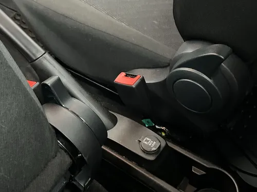 RAM 700 1.3L CS SLT MT