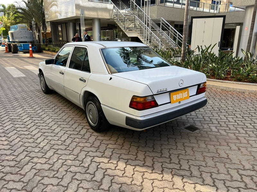 Imagem 6 de 15 de Mercedes-benz 230 E 2.3 4p 1992