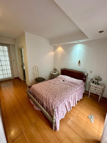 Venta Casa De 5 Dormitorios Con Cochera En La Plata