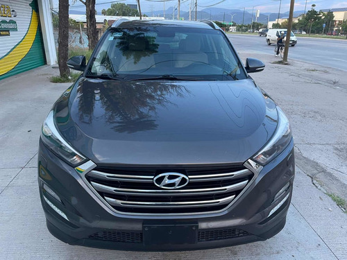 Imagen 3 de 13 de Hyundai Tucson 2018 2.0 Limited At