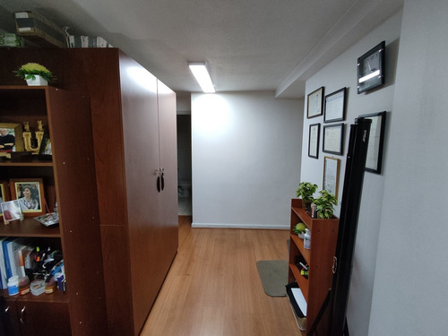 Imagen 7 de 20 de Oficina En Venta En Santiago