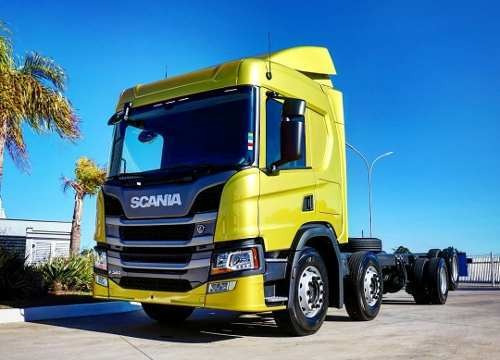Scania P320 (entrada+parcelas) 8x2 2020/2021 0km