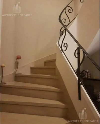 Imagen 10 de 13 de Casa 4 Ambientes Venta Castelar Sur Lote 550 M2 Apx