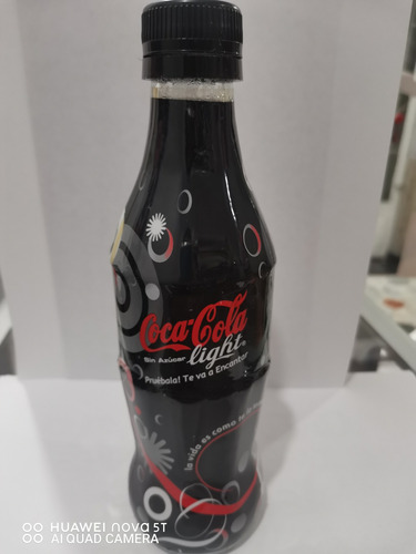 Botella Cocacola Negra Diseño 2006