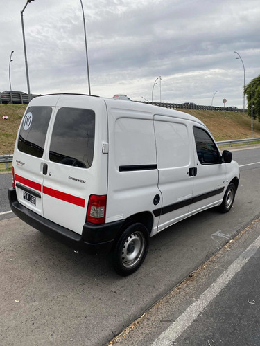 Peugeot Partner 1.6 Hdi Furgon Confort 2015