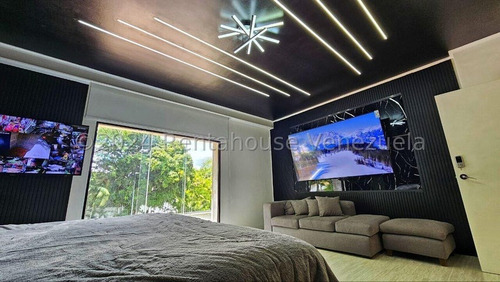 Impresionante Casa En Venta En La Floresta Vgi