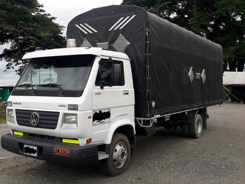 Camion Volkswagen - Estacas