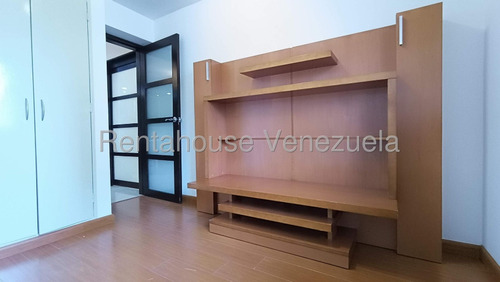Apartamento En Venta Lomas De Prados Del Este