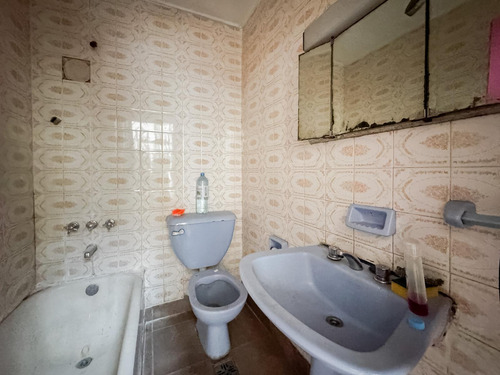 Venta Ph A Reciclar 4 Ambientes En Caballito