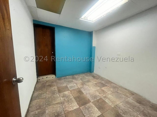 Local Comercial En Alquiler En Zona Centro Este Codi 25 1614, Con Aire Integral, Comunicate Soy Gabi Irastorza.