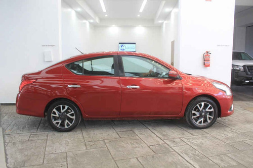 Imagen 8 de 15 de Nissan Versa 2017 4p Exclusive L4/1.6 Aut
