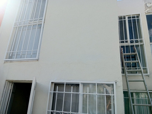 Casa En Venta En Fraccionamiento Los Almendros En Ayala Morelos